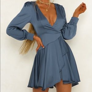 Hello Molly Long sleeve dress